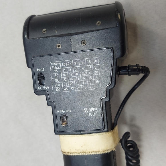 Sunpak 4100g Vintage Flash Film Camera - Picture 5 of 7